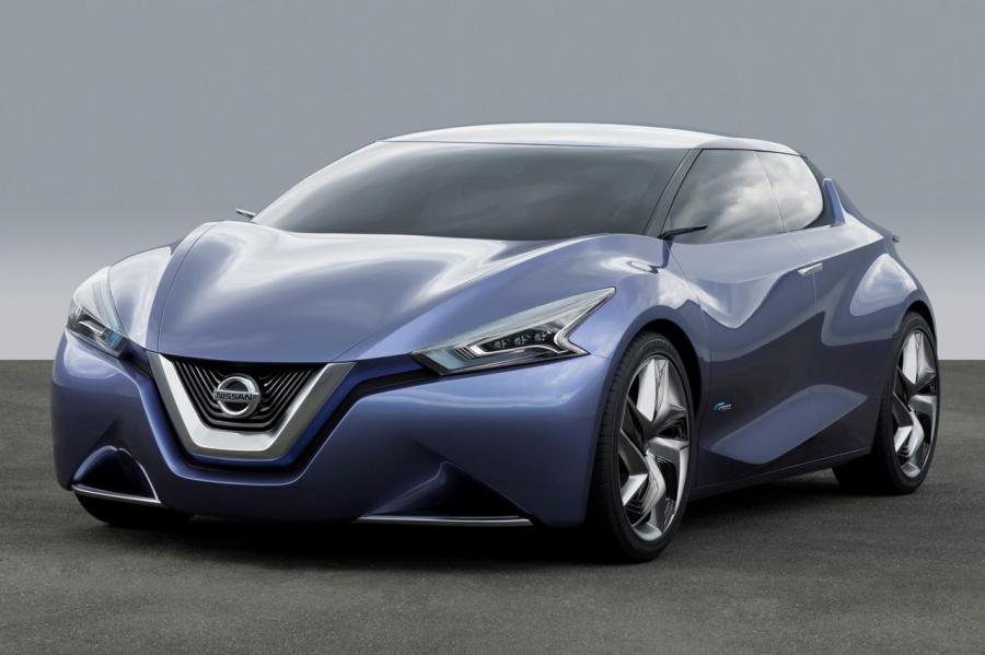  Nissan Friend-Me 2013 года  (фото 36 из 38)